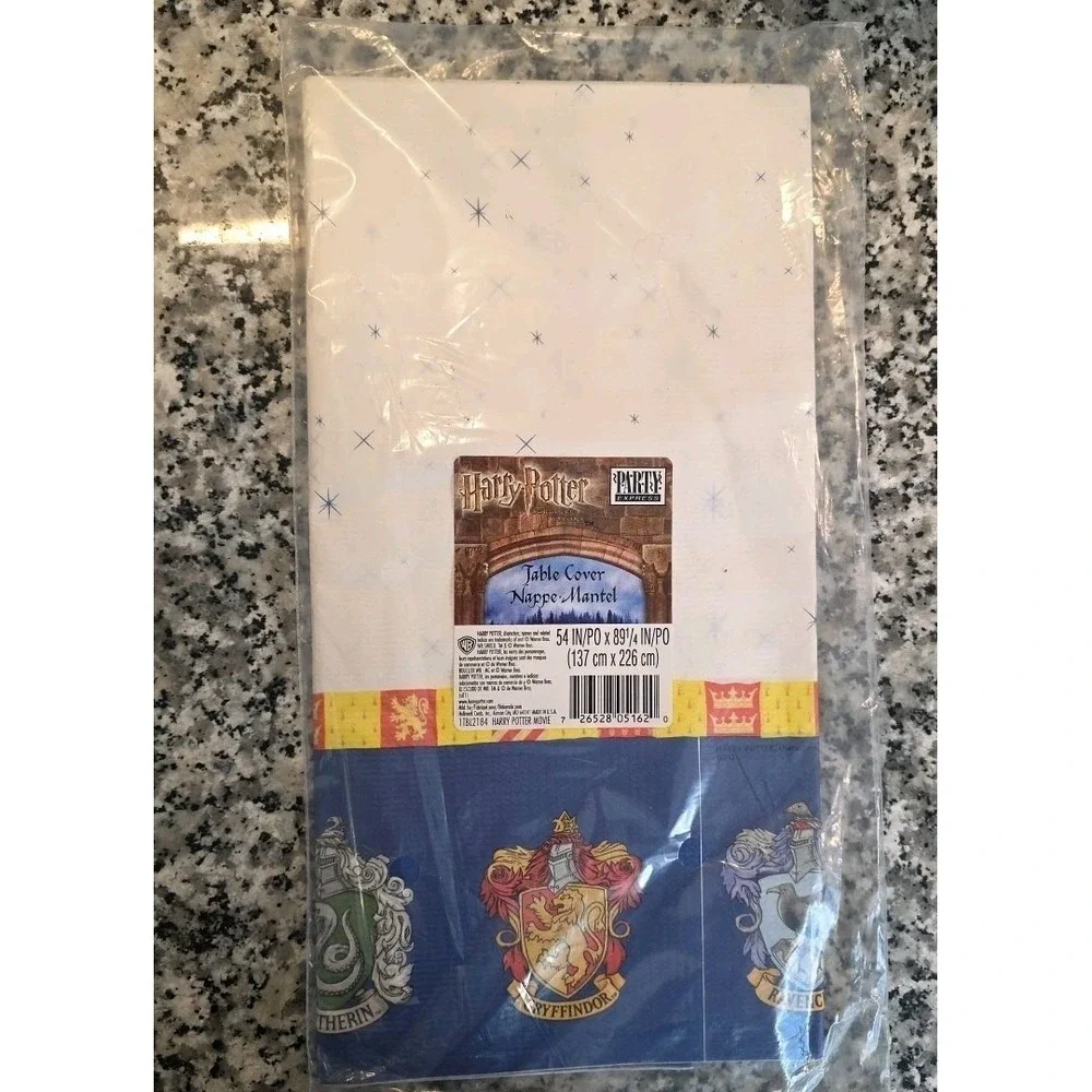 2 Harry Potter Sorcerer's‎ Stone HOGWARTS Paper Table Cover Tablecloth 54x89 in